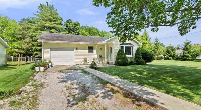 Photo of 1416 S Third Ave, Upland, IN 46989