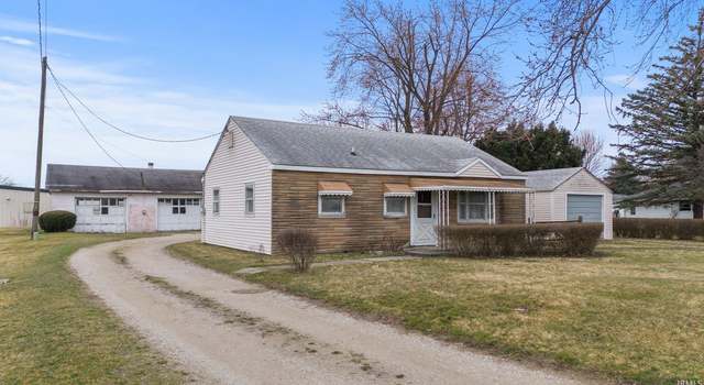 Photo of 402 S Main St, Hudson, IN 46747