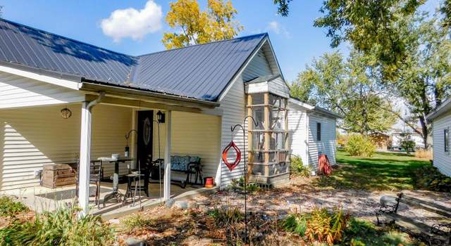 Photo of 95 E Washington St, Poneto, IN 46781