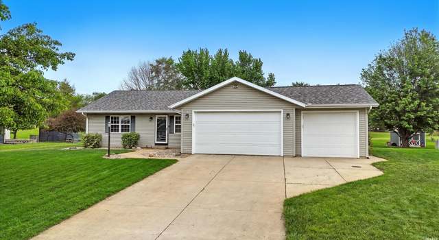 Photo of 3948 E Lakeview Trl, Leesburg, IN 46538
