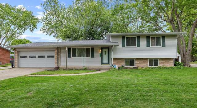 Photo of 416 S Madison St, Mulberry, IN 46058