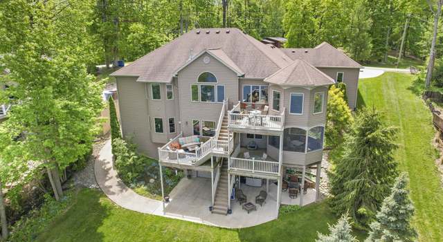 Photo of 1715 E Schug Rd, Columbia City, IN 46725