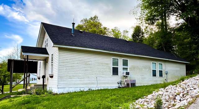 Photo of 879 S Washington St, French Lick, IN 47432