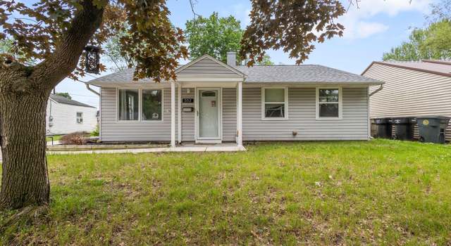 Photo of 552 Manchester Dr, South Bend, IN 46615