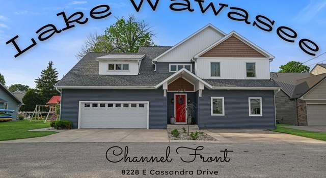 Photo of 8228 E Cassandra Dr, Syracuse, IN 46567