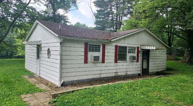 Photo of 12651 E 1025 Rd S, Oakland City, IN 47619