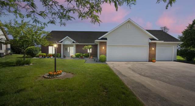 Photo of 2410 Deerfield Ct, Decatur, IN 46733