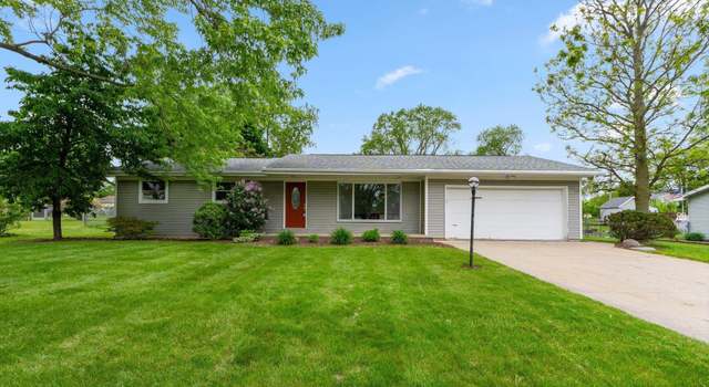 Photo of 7229 Bradford Dr, Fort Wayne, IN 46835