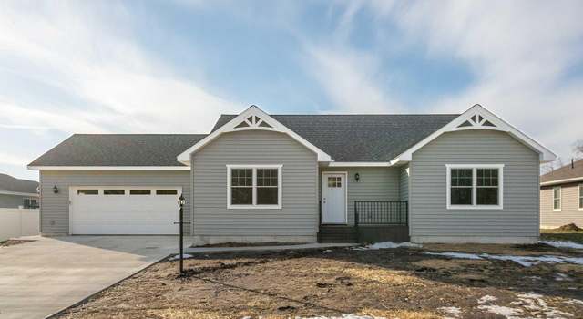 Photo of 410 Ash St, Pierceton, IN 46562
