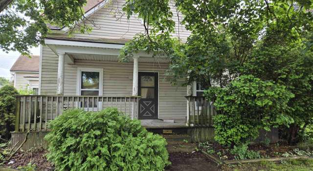 Photo of 110 E Beckley St, Royal Center, IN 46978