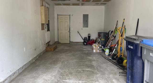 Photo of 335 W Baker St, Warsaw, IN 46580