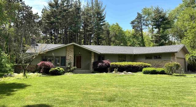Photo of 52177 Evergreen Rd, Granger, IN 46530