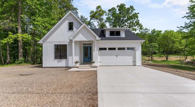 Photo of 260 Lane 587 Lake James Ln, Fremont, IN 46737