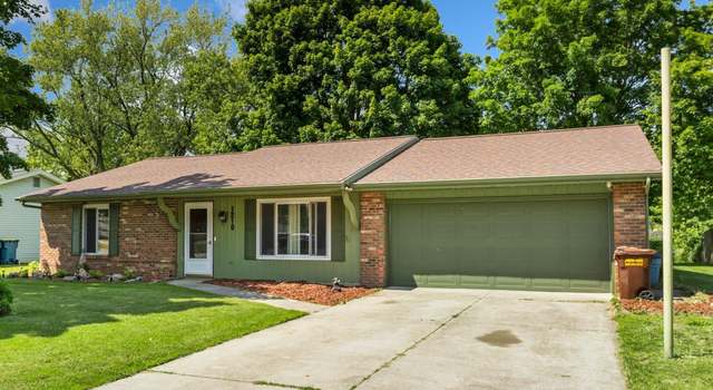 Photo of 1210 Mcintyre Dr, Auburn, IN 46706