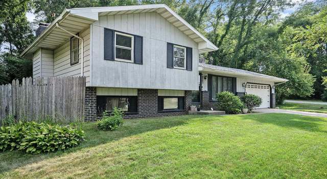 Photo of 24565 Golf Dr, Elkhart, IN 46516