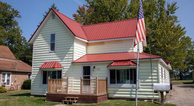 Photo of 1024 N Branch St, Syracuse, IN 46567