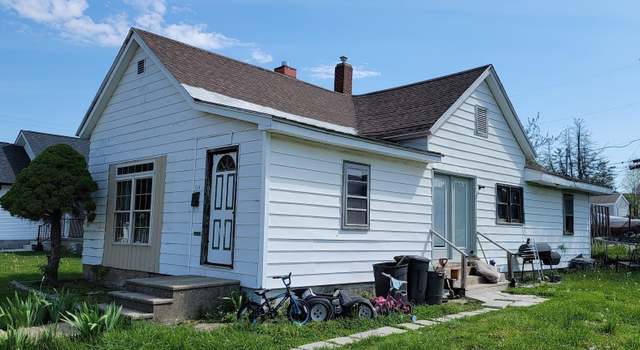 Photo of 614 SW 1st St, Washington, IN 47501