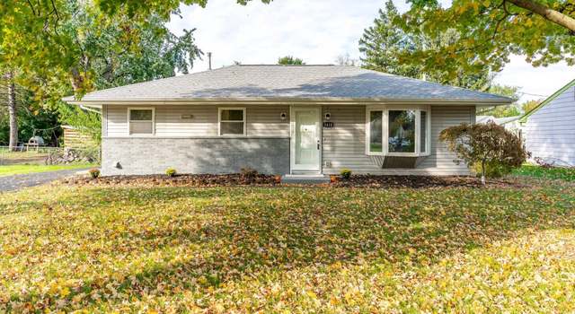 Photo of 3418 Three Oaks Dr, Fort Wayne, IN 46809