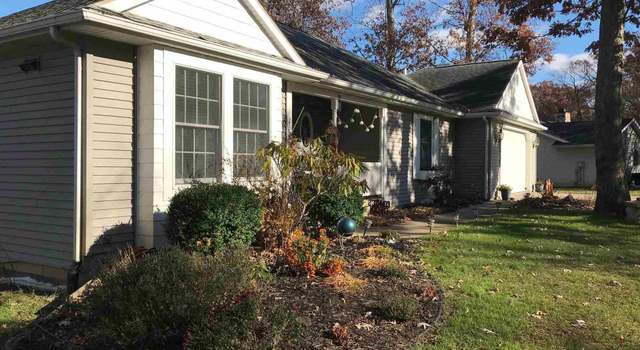 Photo of 232 E Dellview Dr, Warsaw, IN 46582