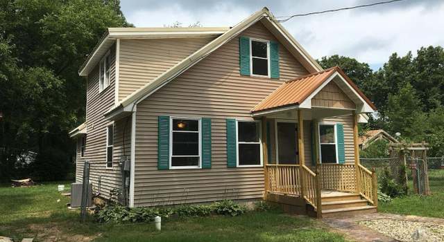 Photo of 7349 N Elm St, Walkerton, IN 46574
