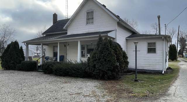 Photo of 165 E Half St, Urbana, IN 46990