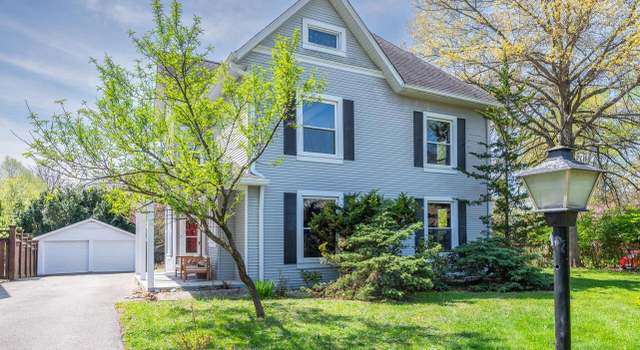 Photo of 1202 E Maxwell Ln, Bloomington, IN 47401