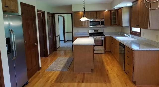 Photo of 15721 Hunting Ridge Trl, Granger, IN 46530