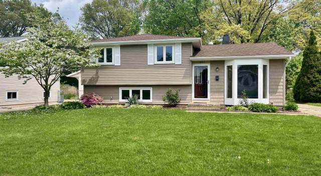 Photo of 1840 Winston Dr, South Bend, IN 46635