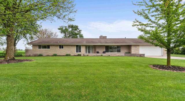 Photo of 4038 Fahlsing Rd, Woodburn, IN 46797