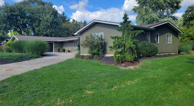 Photo of 630 W Meadowview Dr, Logansport, IN 46947