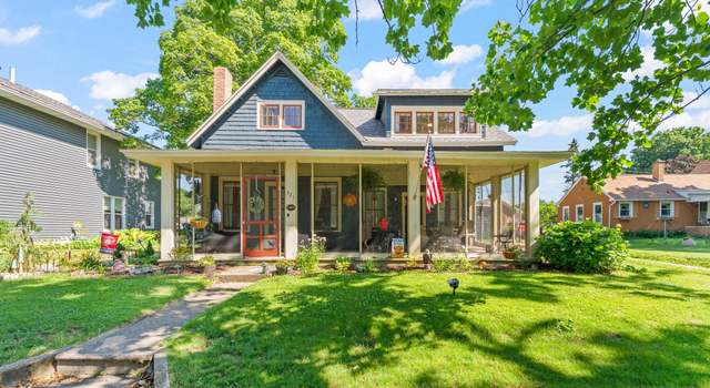 Photo of 321 W Michigan St, New Carlisle, IN 46552