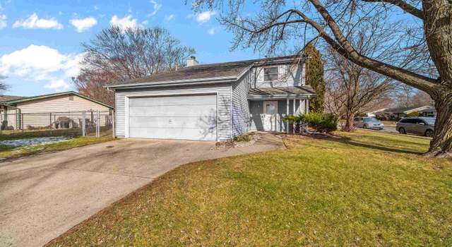 Photo of 8007 Woodcreek Ln, Fort Wayne, IN 46815