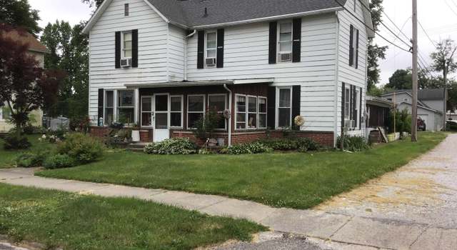 Photo of 214 S Market St, Winamac, IN 46996