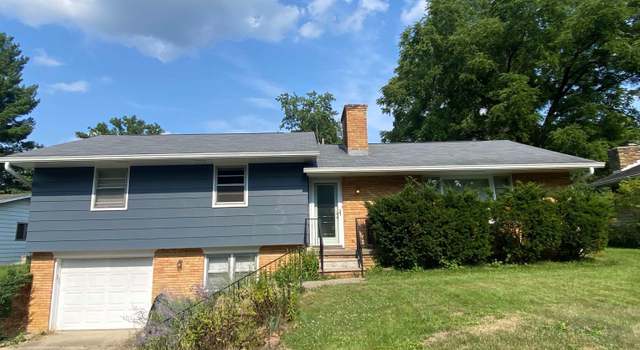 Photo of 107 S Meadowbrook Dr, Bloomington, IN 47408