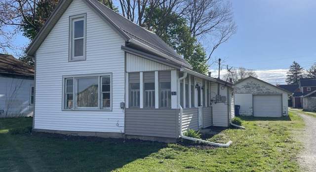 Photo of 251 N Snowden St, Andrews, IN 46702