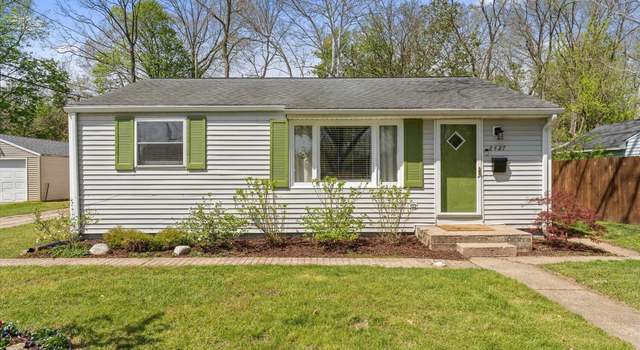 Photo of 2427 Hollywood Pl, South Bend, IN 46616