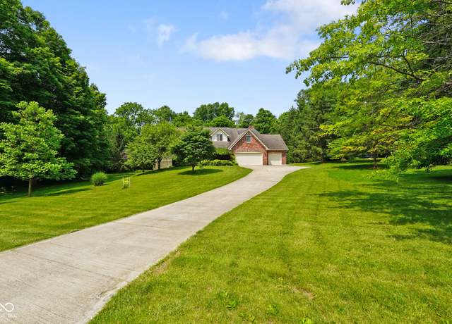 Property at 6761 E Woodland Ct, Mooresville, IN 46158, 4 beds, 2.5 baths