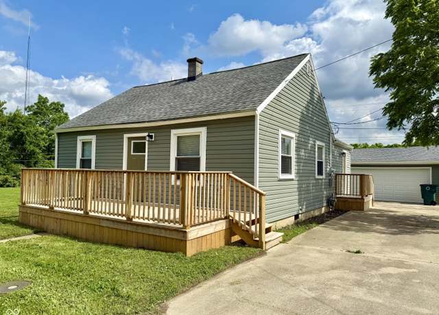 Property at 405 E Cowing Dr, Muncie, IN 47303, 2 beds, 1 bath