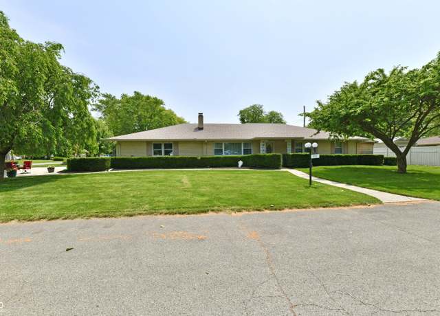Property at 1910 Ivy Dr, Anderson, IN 46011, 5 beds, 3 baths