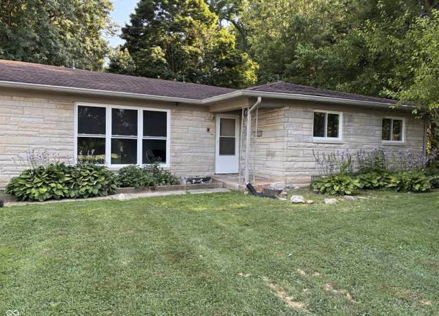Property at 79 Circle Dr, Mooresville, IN 46158, 3 beds, 2 baths