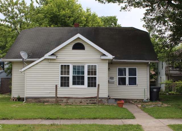 Property at 2232 Fairview St, Anderson, IN 46016, 2 beds, 1 bath