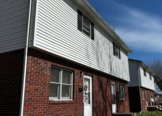 Property at 101 E Wayne, Spencer, IN 47460, 2 beds, 8 baths