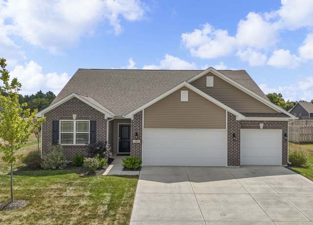Property at 7855 Rolling Green Dr, Plainfield, IN 46168, 4 beds, 2.5 baths