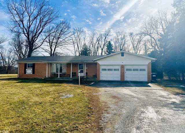 Property at 44 Sunset Dr, Greencastle, IN 46135, 3 beds, 2 baths