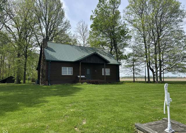 Property at 6912 E State Road 236, Roachdale, IN 46172, 3 beds, 1 bath