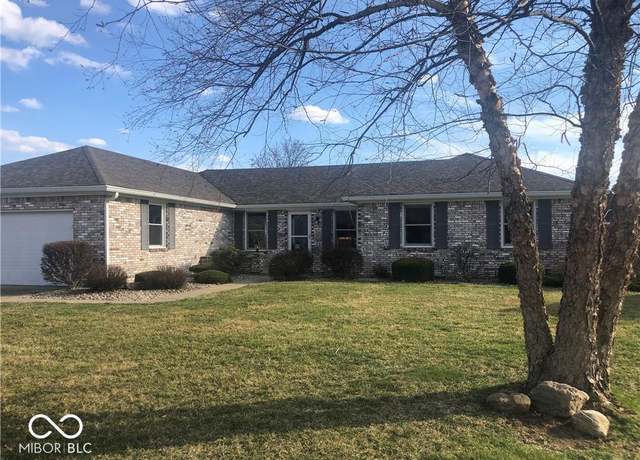 Property at 1045 Springway Dr, Shelbyville, IN 46176, 3 beds, 2 baths