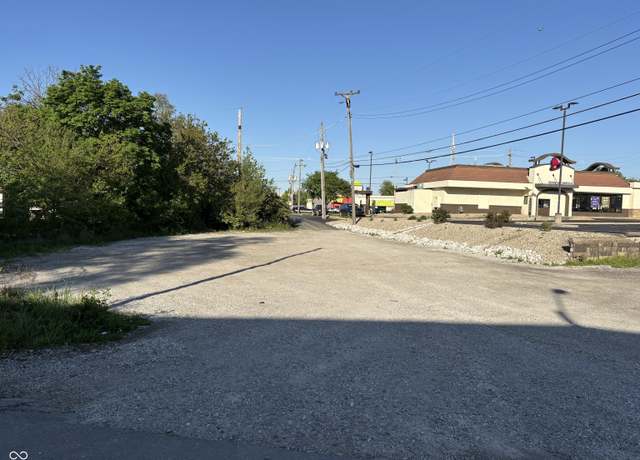 Property at 851 Manhattan Ave, Indianapolis, IN 46241