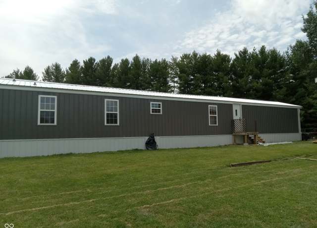 Property at 102 Gaslight Dr, Versailles, IN 47042, 2 beds, 2 baths
