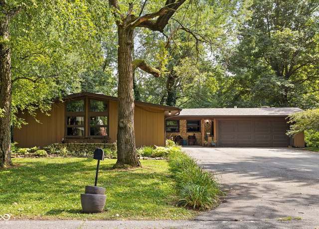 Property at 885 E 83rd St, Indianapolis, IN 46240, 3 beds, 1.5 baths