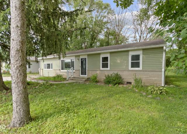 Property at 341 Lakeview Dr, Noblesville, IN 46060, 4 beds, 2 baths